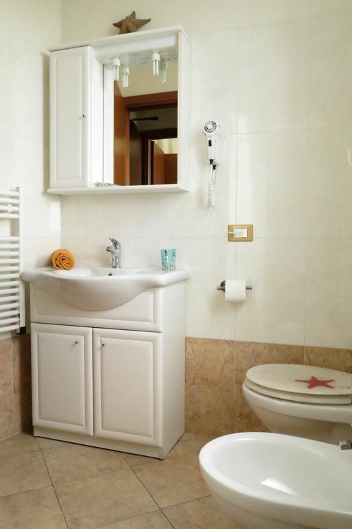 Residence La Villetta Римини Экстерьер фото