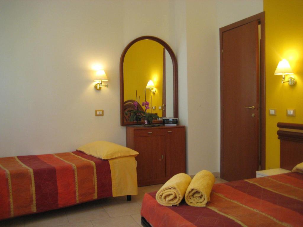 Residence La Villetta Римини Номер фото