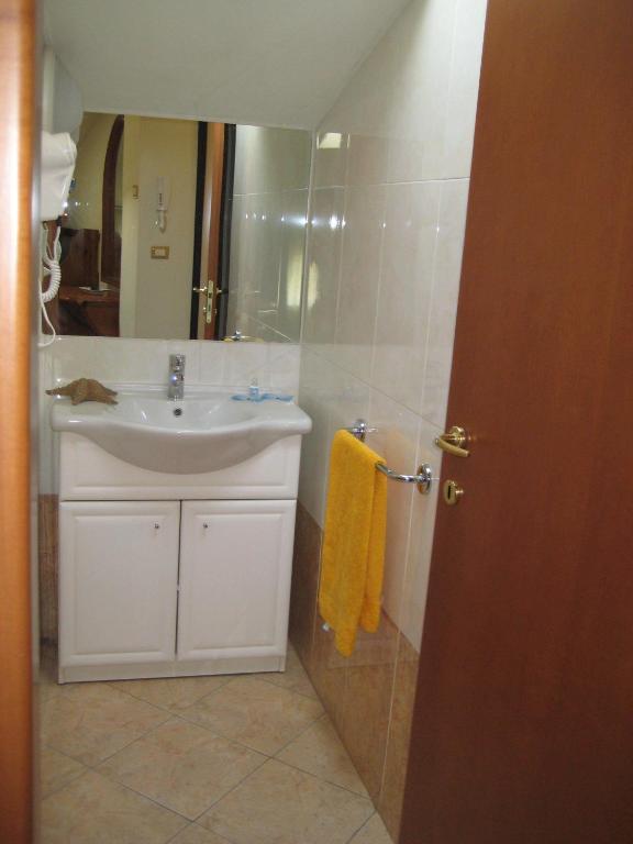 Residence La Villetta Римини Номер фото