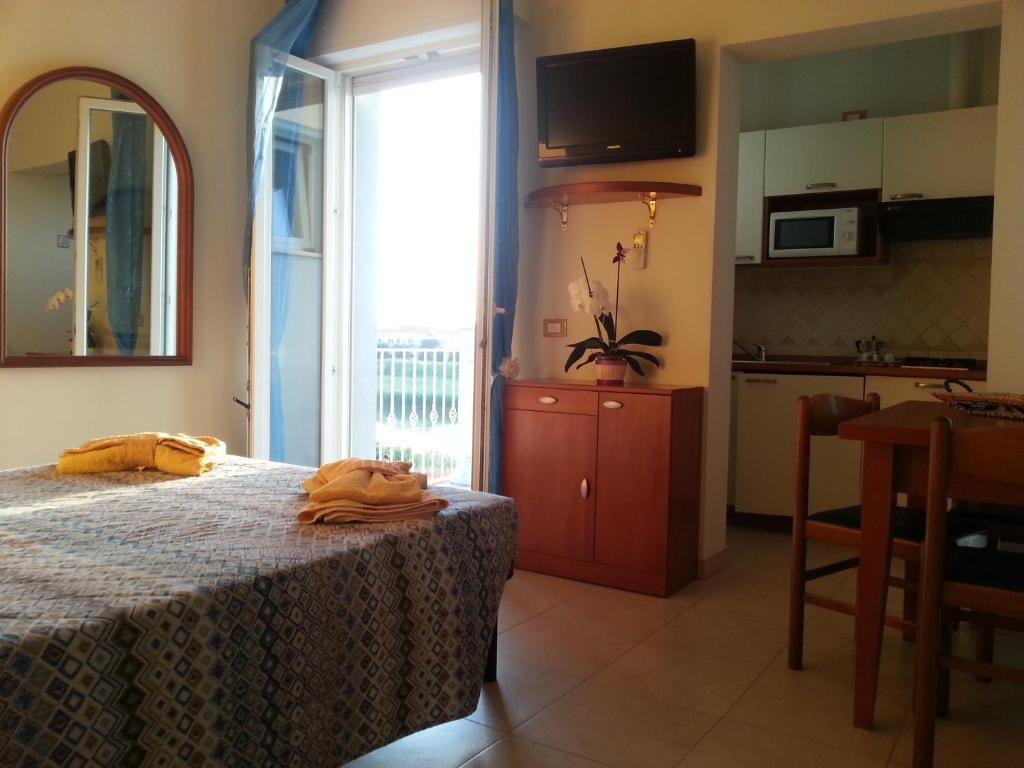 Residence La Villetta Римини Экстерьер фото