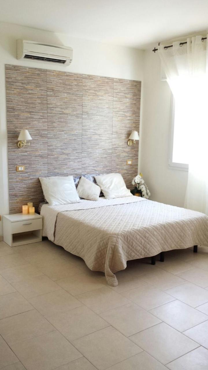 Residence La Villetta Римини Экстерьер фото