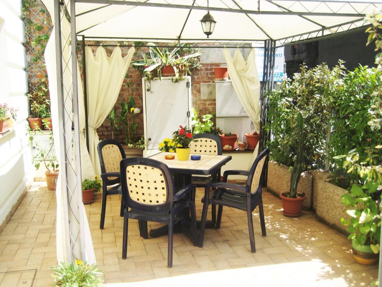 Residence La Villetta Римини Экстерьер фото